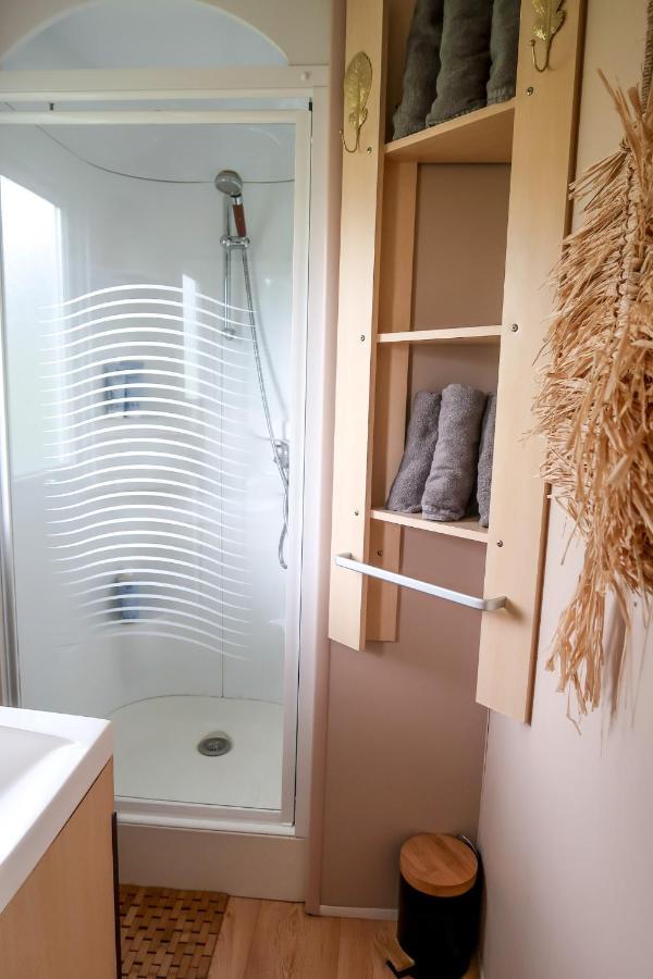 Mini-Glamping En Auvergne Villa Sainte-Christine  Bagian luar foto