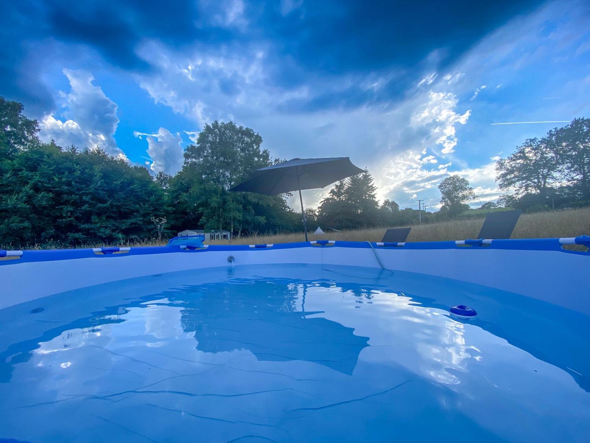 Mini-Glamping En Auvergne Villa Sainte-Christine  Bagian luar foto