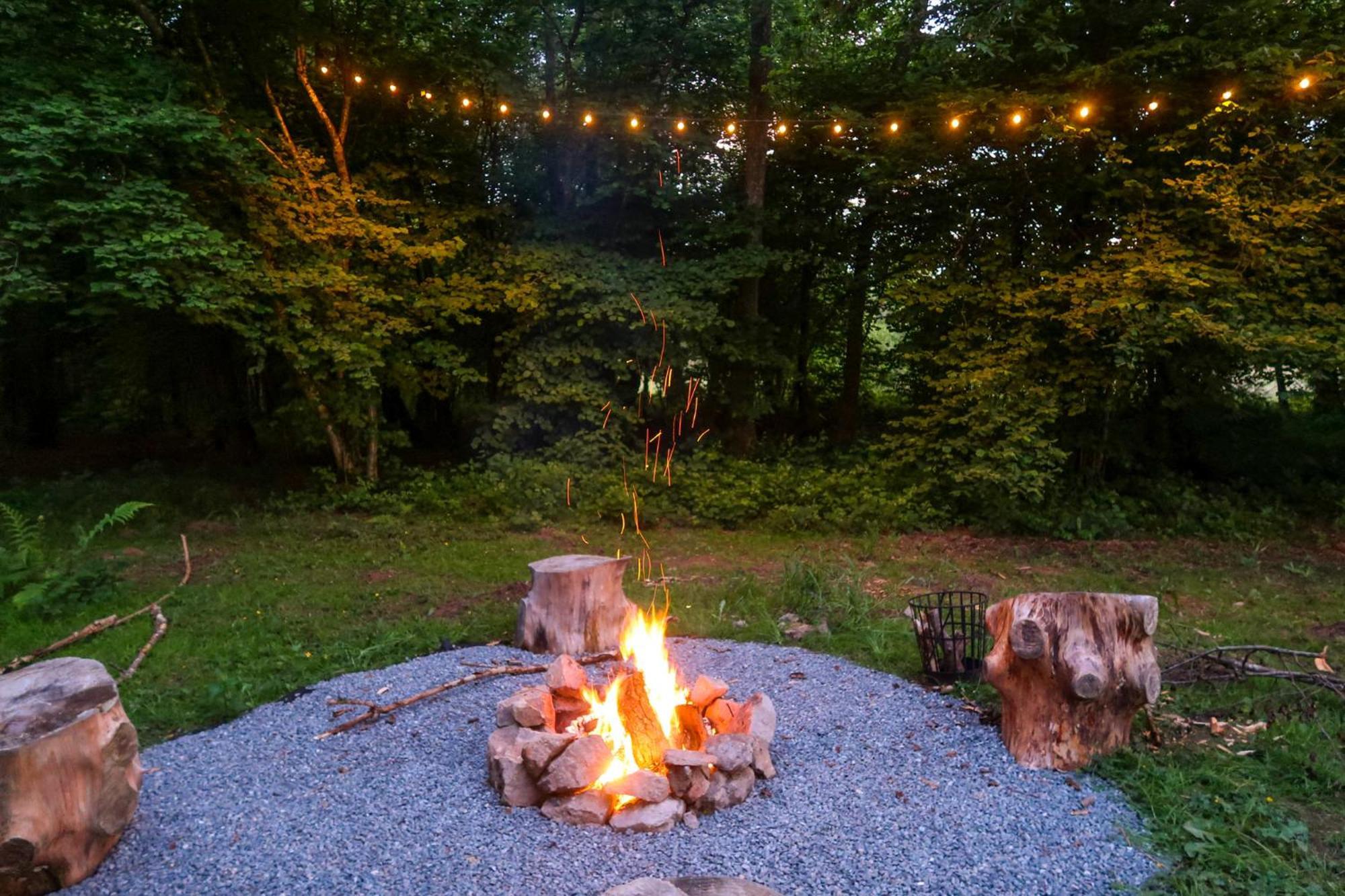 Mini-Glamping En Auvergne Villa Sainte-Christine  Bagian luar foto